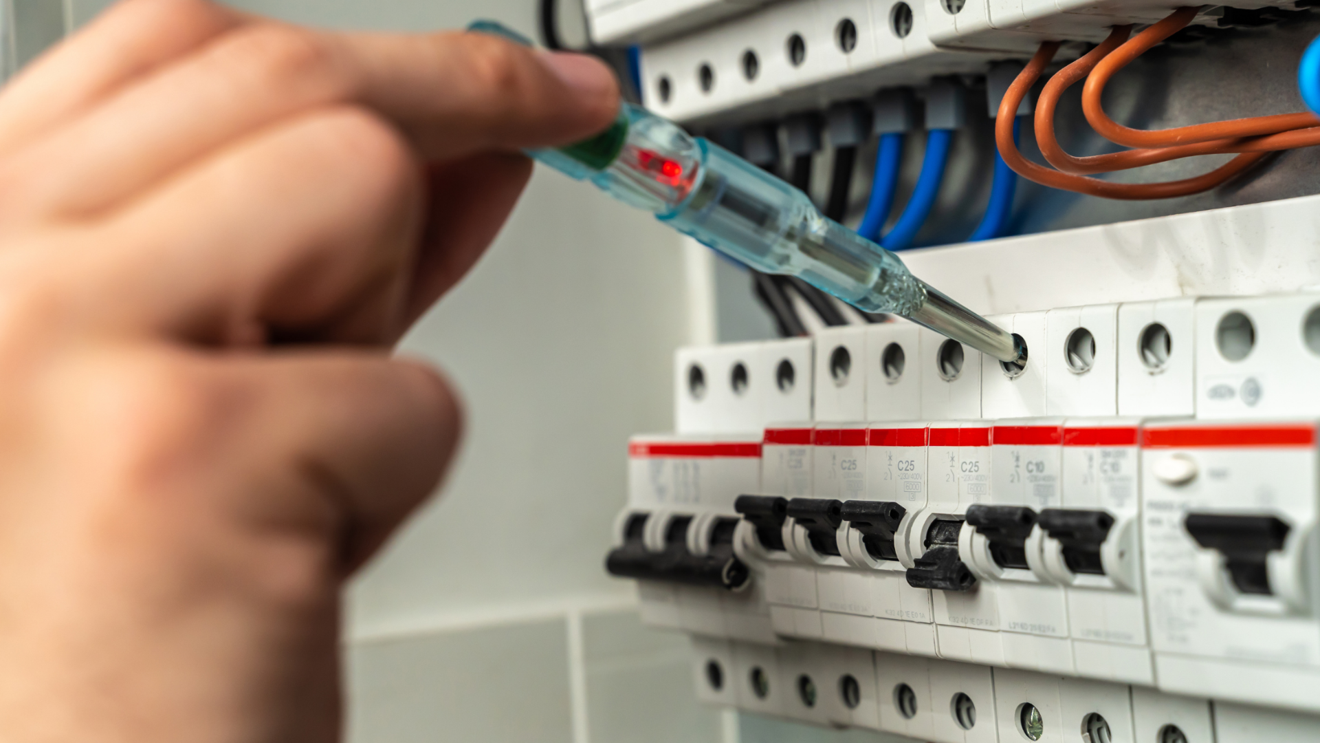 Panou electric: cum sa il alegem pe cel potrivit?