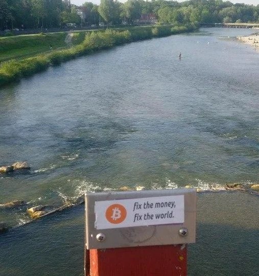 bitcoinul nu este menit sa imprime bani