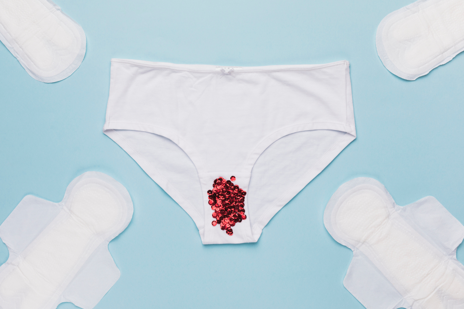 Utilizarea unor chiloti menstruali ofera avantaje multiple
