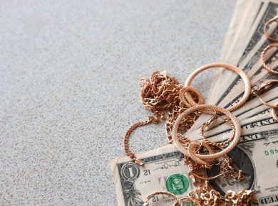 Ce reguli trebuie să respecte angajații caselor de amanet?